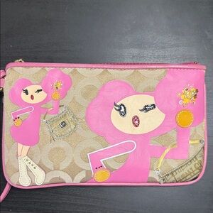 Coach Poppy Pinky Chan large wristlet